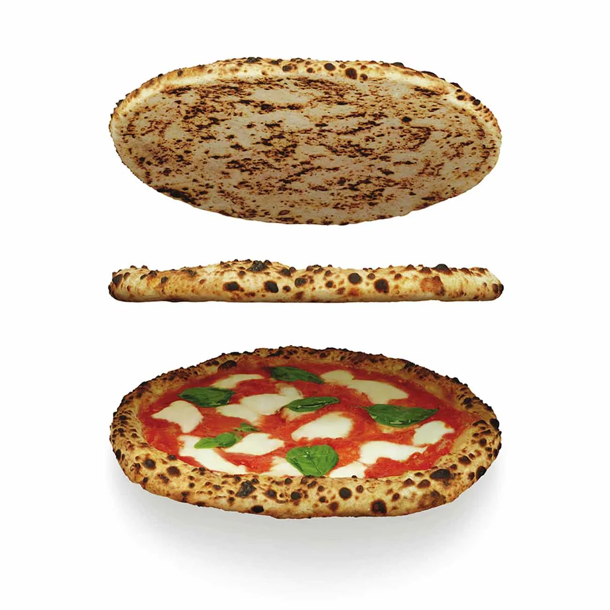Une pizza cuite dans le Sage Pizzaiolo vue dessus, dessous et en tranche : la croûte tachetée